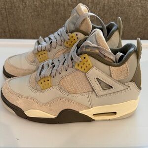 Kids Light Gray and Cream Nike Jordan 4s